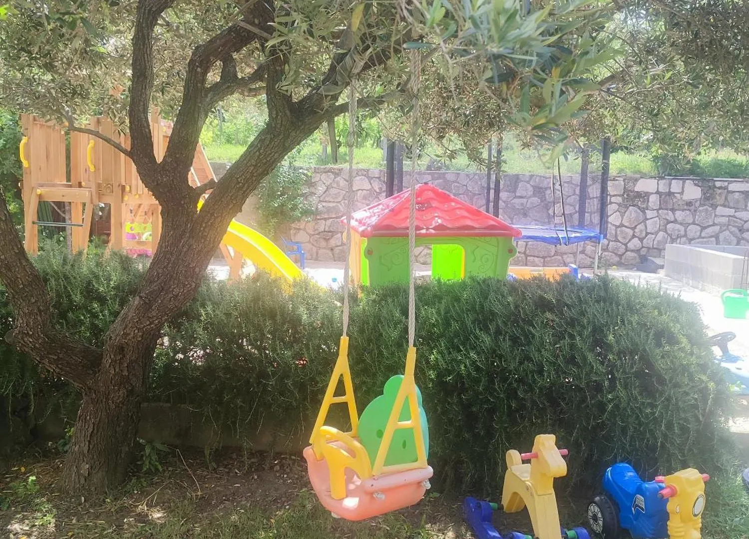 Apartments Luka Rab Town
